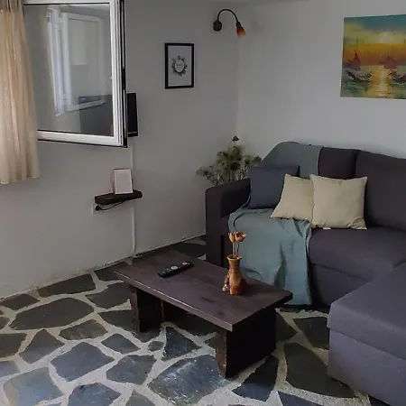 Vakantiehuis Aiolos Kalamaki (Messinia)